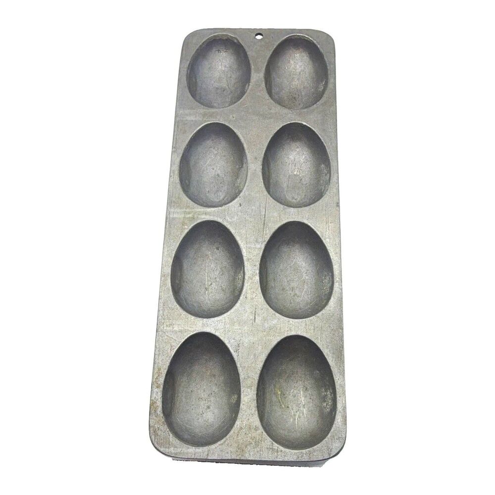 VTG Heavy Aluminum Cast Metal 8 Egg Candy Baking Mold Easter Farm Industrial Art